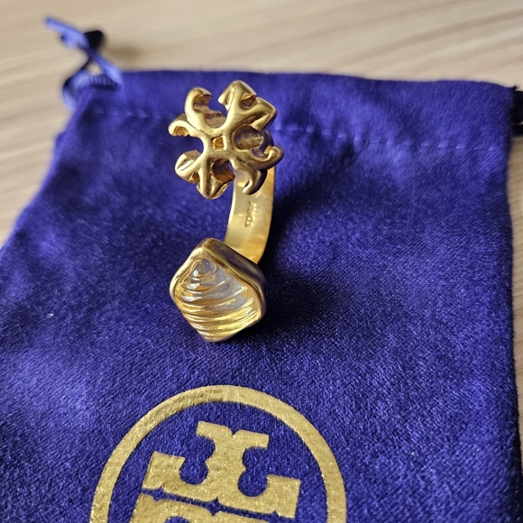 Tory Burch Gold Statement Ring 💍 Open Face Roxanne Collection Size 7 1/2 - Picture 1 of 5